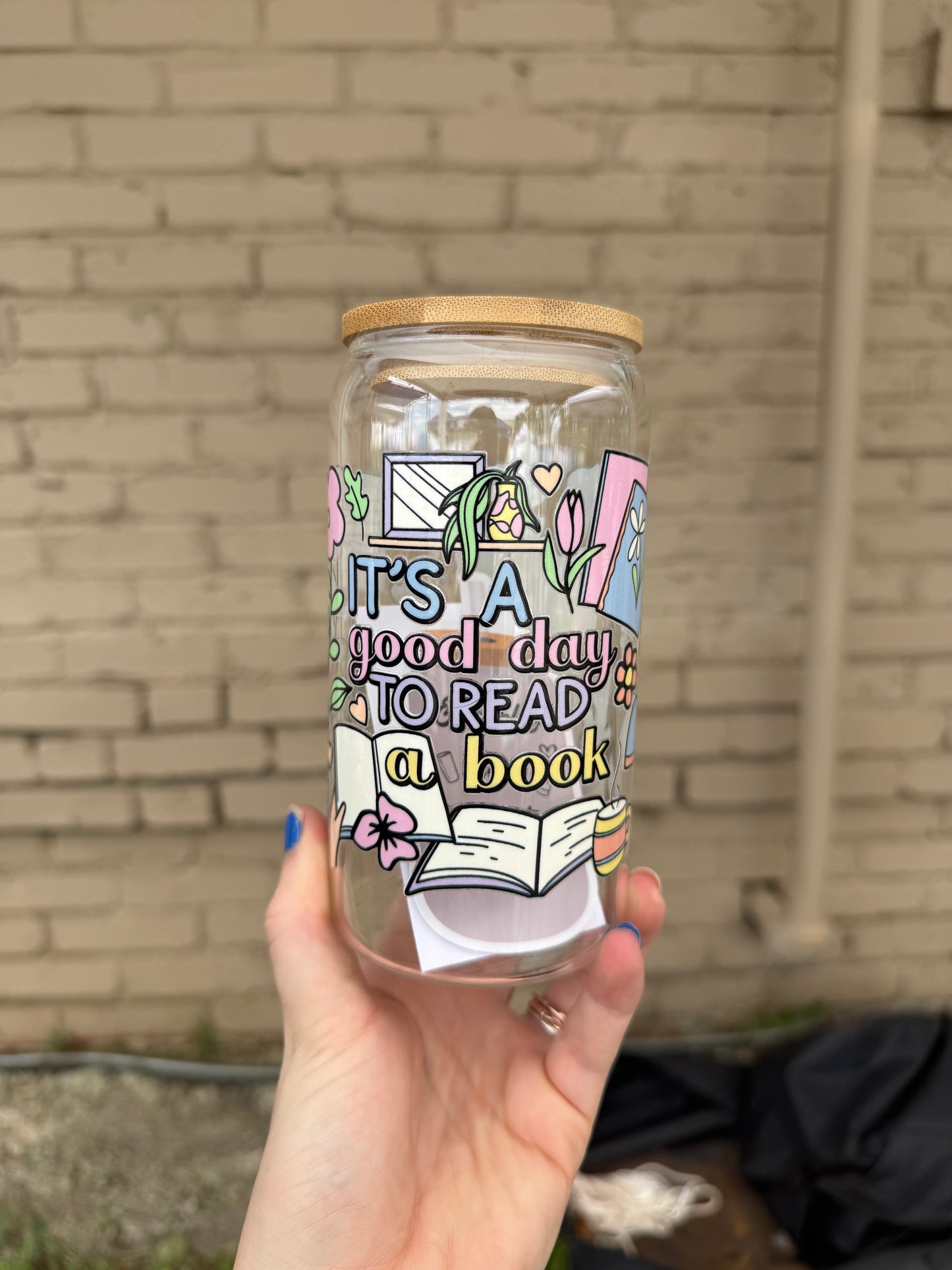 Good Day To Read A Book Glass Tumbler